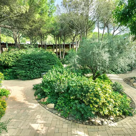 Aparthotel Abbaechelu Santa Margherita di Pula